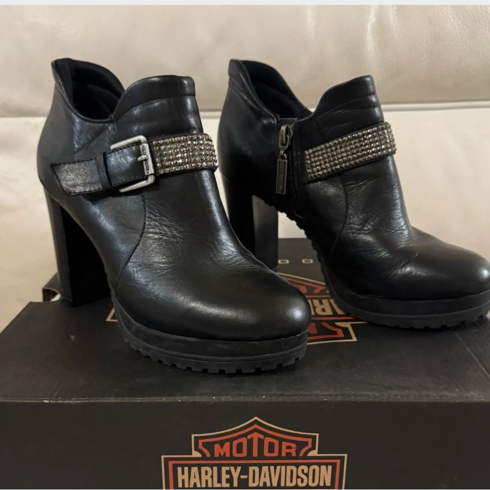 Harley-Davidson High Heeled Ankle Boots! Black with Silver Rhinestones. - Picture 2 of 9
